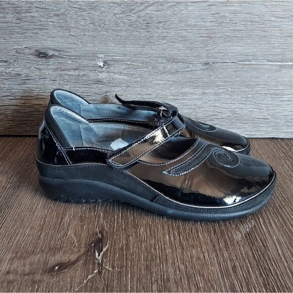 Naot Matai Black Mary Janes Size 36 - Picture 1 of 9